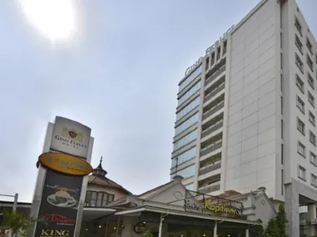 Gino Feruci Kebon Jati by Kagum Hotels