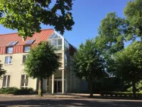 AKZENT Parkhotel Trebbin Hotels in der Nähe von Lidl