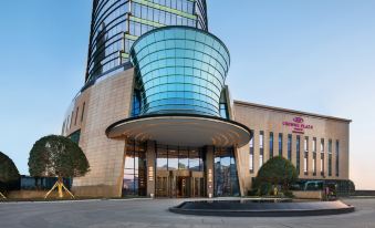 Xiangxi Crown International Hotel