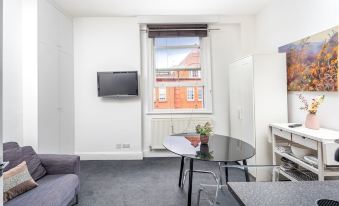 Altido Exceptional 1 Bed Flat in Chelsea