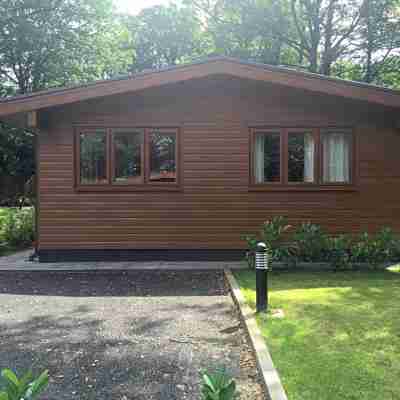 Shellow Lane Lodges Hotel Exterior