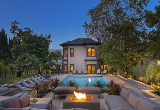 The New Hope Merrill House - Housity