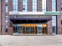 Lavande Hotel (Deyang Zhongjiang) - parking