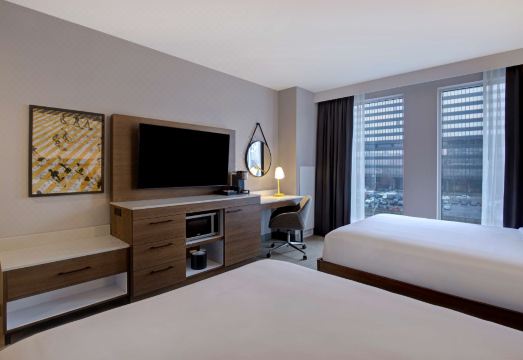 햄프턴 인 바이 힐튼 몬트리올 다운타운 외관