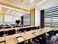 AlRayyan Hotel Doha, Curio Collection by Hilton Hotels in Al Rayyan