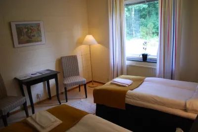 Ljungskile Folkhögskola Kurs & Konferens Vandrarhem - Hostel Các khách sạn ở Lilla Edet