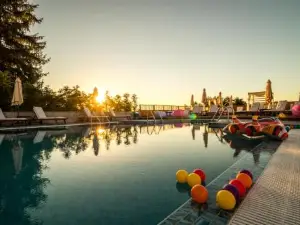 Emar Hotel & Spa