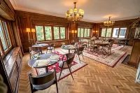 Angelats Hotel - A Signature Boutique Hotel & Restaurant - parking
