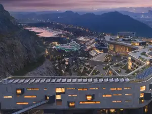 Popular Luxury Hotels in Tangshan Scenic Area