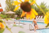 Pan Pacific Whistler Village Centre - ที่มีสระว่ายน้ำ