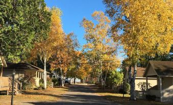 Kennebunk Gallery Motel and Cottages