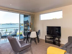Edgewater Palms Apartments
