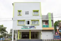 Noura Guest House Syariah Merjosari - Pensions