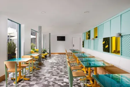 Ocean Park Inn Отели рядом с достопримечательностью «Ошен Дискавери Институт»