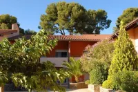 Azureva la Londe les Maures Hotel a La Londe-les-Maures