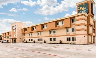 Quality Inn & Suites Plano East - Richardson