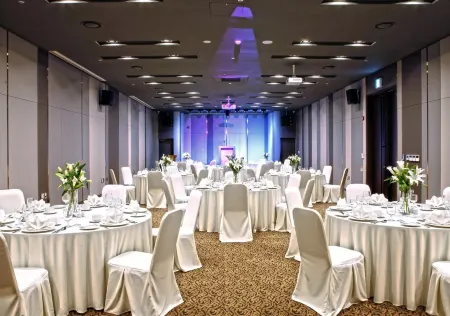 ON City Hotel Отели в г. Чхонан