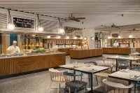 Four Points by Sheraton Hong Kong Tung Chung