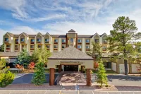 DoubleTree by Hilton Flagstaff Hotels near Northern Arizona University