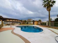 OYO Pinewood Inn & Suites Silsbee Hotels in Silsbee