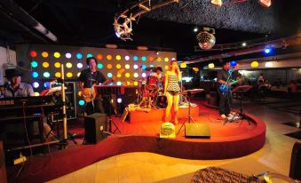 Friday Hotel