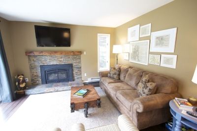 Other #1687 Ski-in, Ski-Out Four Oclock Lodge, on The Ski Run! Photo