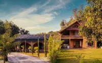 The Sylvan Retreat Hotels near TUBEWELL