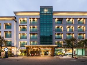 Taipung Suites