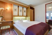 Hotel Consul فنادق في كييل