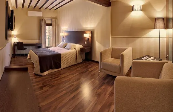 欽瓊馬約爾廣場鄉村酒店