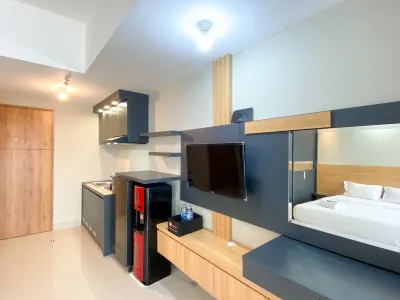 Comfy Studio at Gateway Park LRT City Bekasi Apartment