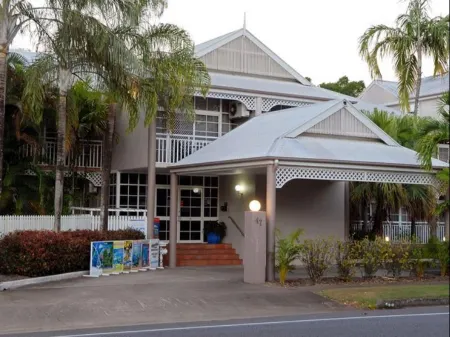 Reef Palms Motel Apartments