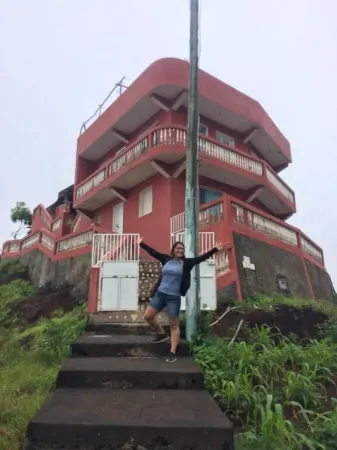 Gira Lua Отели в г. Мостейрос