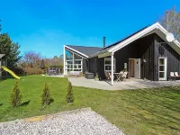 "Arold" - 800m from the Sea