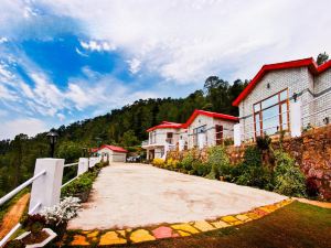 Village Live in Resort Chail