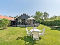 "Aage" - 300m to the Fjord Hotels in Otterup