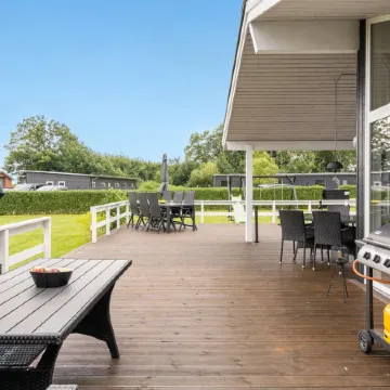 "Darja" - 300m from the Sea