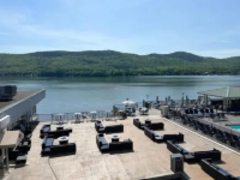 Georgian Lakeside Resort