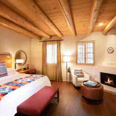 Rosewood Inn of the Anasazi Rooms