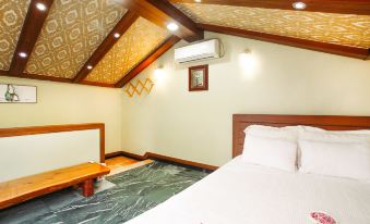 Namhae Alpenok Beach Pension