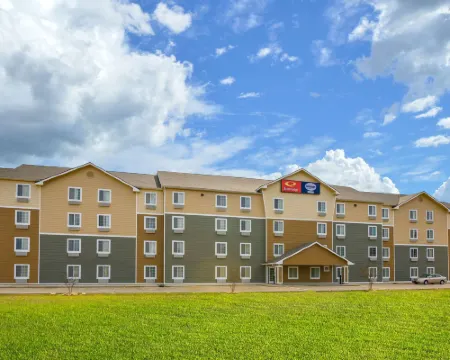 Suburban Studios Hammond Hotels in Hammond