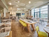 Campanile Poitiers - Site du Futuroscope Hotels in Шассней-дю-Пуату