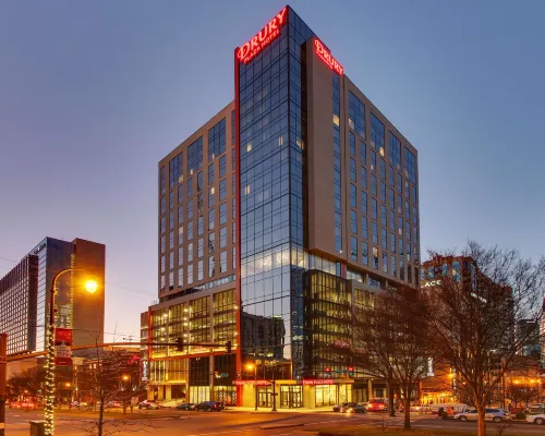 Drury Plaza Hotel Nashville Downtown Hotels in der Nähe von Patsy Cline-Museum