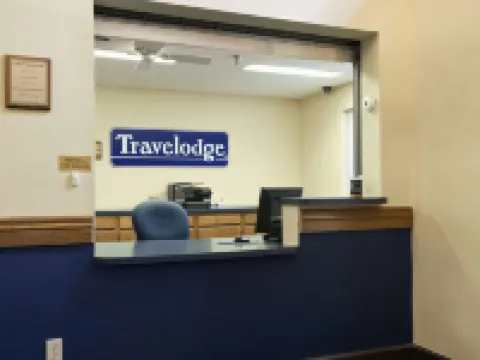 格蘭德艾蘭Travelodge by Wyndham酒店 格蘭德艾蘭酒店