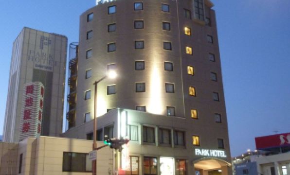 Kuwana Park Hotel