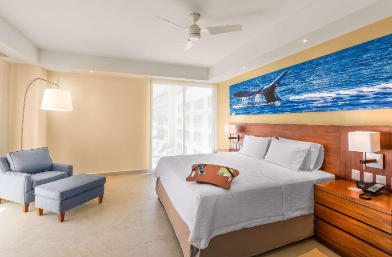 Hampton Inn & Suites by Hilton Los Cabos