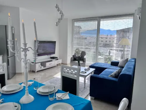 White Luxury Apartment - Alloggi
