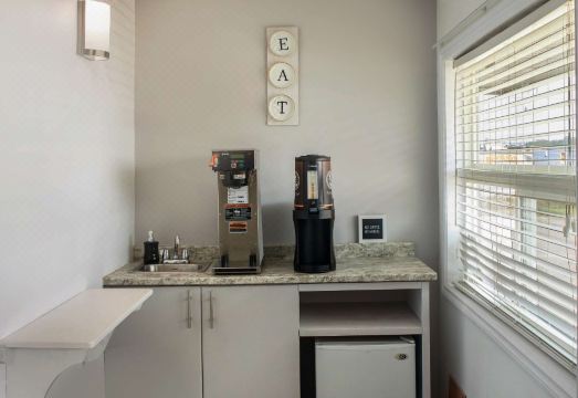 Canadas Best Value Inn St. John Over view