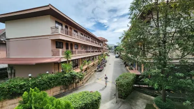 Panupong Hotel