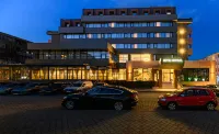 Hotel Central Pascani Hotels near Cetatea Neamt